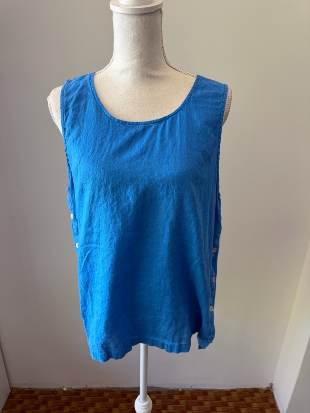 RACHEL Rachel Roy Royal Blue Sleeveless Button-Side Tank